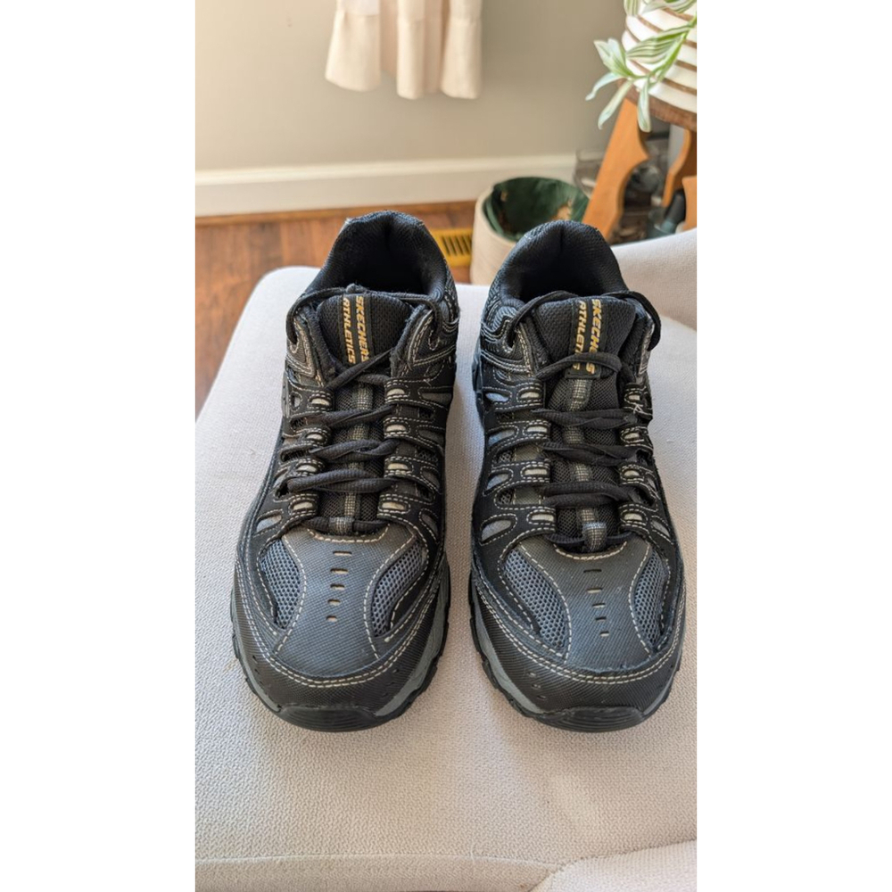 Men's Skechers Black & Gray Athletic Shoes Size 9